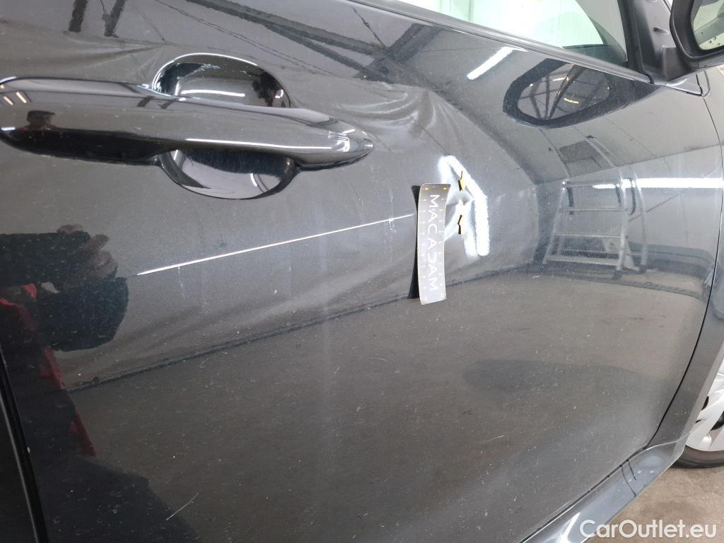  Toyota  Yaris TOYOTA  Hybride / 2019 / 5P / Berline Hybride 116h Dynamic Business Beyond Zer #9