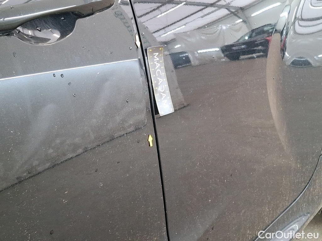  Toyota  Yaris TOYOTA  Hybride / 2019 / 5P / Berline Hybride 116h Dynamic Business Beyond Zer #2