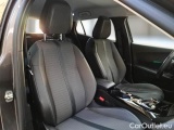  Peugeot  2008 PEUGEOT  / 2019 / 5P / CROSSOVER BLUEHDI 130 EAT8 ALLURE S/S AUT. #13