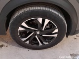  Peugeot  2008 PEUGEOT  / 2019 / 5P / CROSSOVER BLUEHDI 130 EAT8 ALLURE S/S AUT. #61
