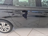  Peugeot  308 PEUGEOT  / 2017 / 5P / STATION WAGON SW BUSINESS BLUEHDI 130 EAT8 SeS AUT. #39