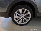  Skoda  Octavia SKODA  WAGON / 2020 / 5P / STATION WAGON 2.0 TDI EVO 110KW SCOUT DSG 4WD #18