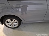  Volkswagen  Golf  VOLKSWAGEN / 2019 / 5P / BERLINA 2.0 TDI SCR 85KW LIFE DSG #45