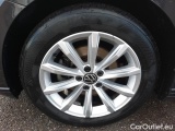  Volkswagen  Passat VOLKSWAGEN  / 2019 / 5P / STATION WAGON VAR. 2.0TDI SCR EVO 110KW BUSIN. BMT DSG #20