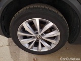  Volkswagen  T-ROC VOLKSWAGEN  / 2017 / 5P / SUV 1.0 TSI STYLE #90