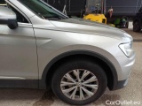  Volkswagen  Tiguan VOLKSWAGEN  / 2016 / 5P / SUV 2.0 TDI SCR 110KW BUSINESS BMT 4MOT DSG #48