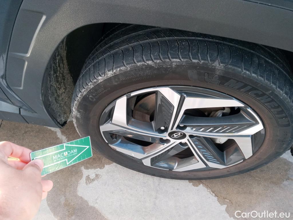  Hyundai  Tucson HYUNDAI  / 2020 / 5P / todoterreno 1.6 TGDI PHEV 195kW Maxx Auto 4X4 #4