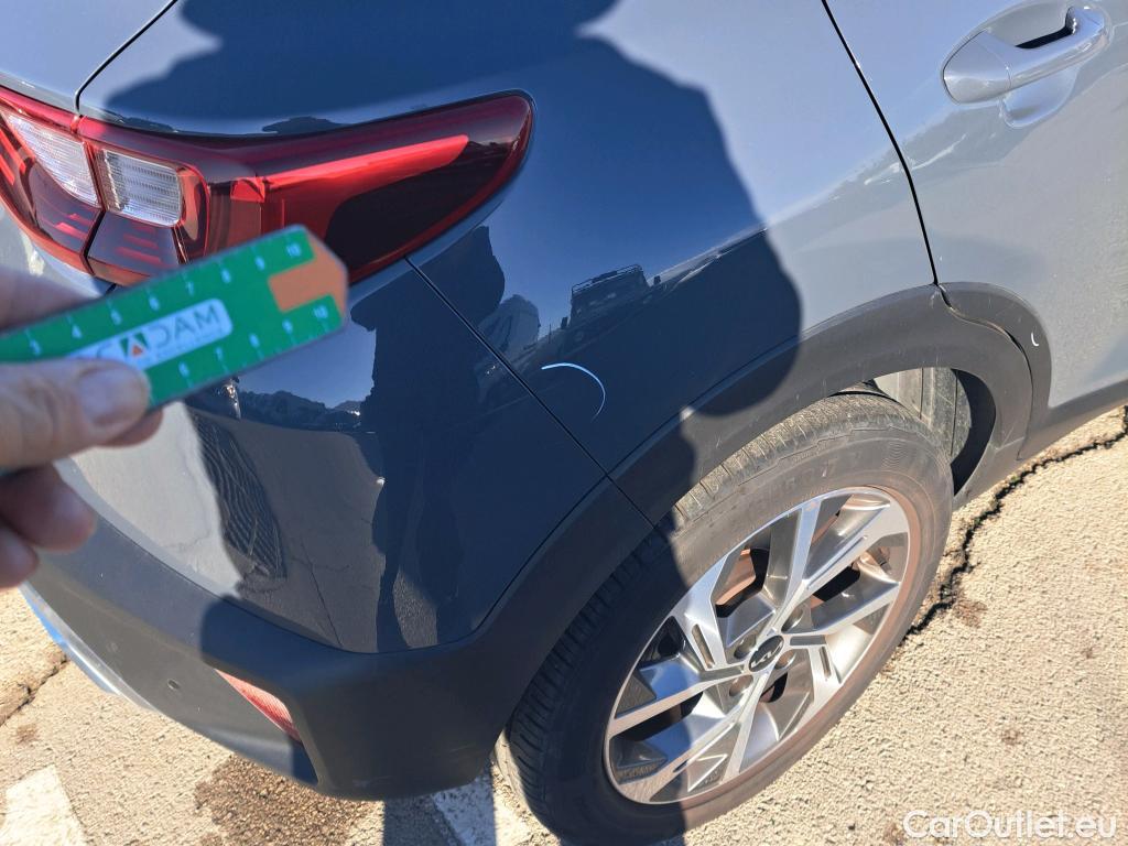  KIA  STONIC KIA  / 2017 / 5P / todoterreno 1.0 T-GDi 88kW (120CV) MHEV iMT GT Line #37