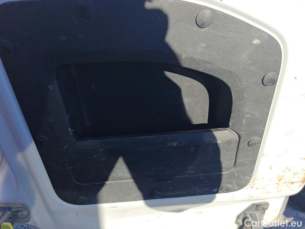  Citroen  Berlingo CITROEN  COMBI Talla M BlueHDi 100 S&S LIVE (IND) #67