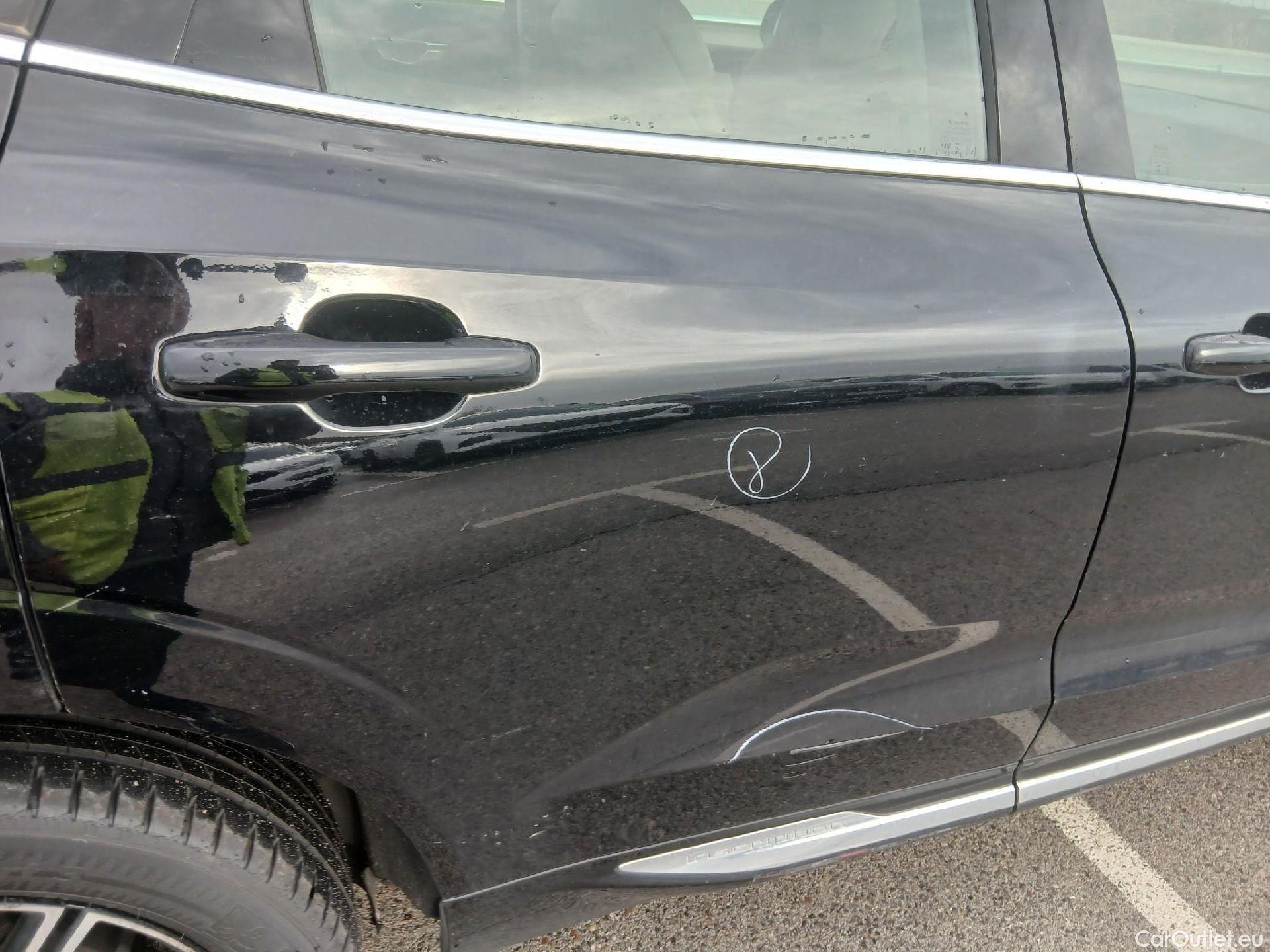  Volvo  XC60 VOLVO  / 2017 / 5P / todoterreno 2.0 T8 AWD Inscription Auto #32