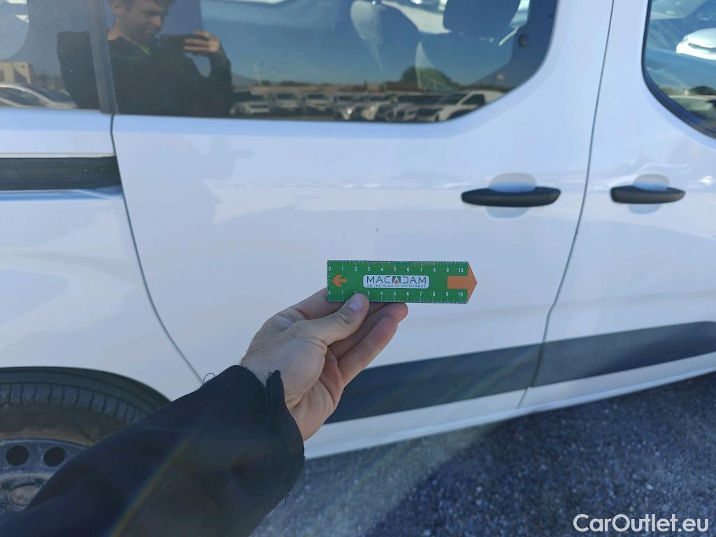  Citroen  Berlingo CITROEN  COMBI Talla M BlueHDi 100 S&S LIVE (IND) #59