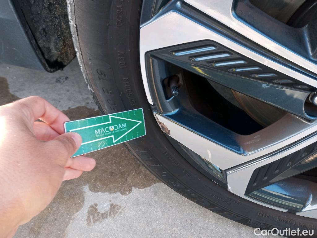  Hyundai  Tucson HYUNDAI  / 2020 / 5P / todoterreno 1.6 TGDI PHEV 195kW Maxx Auto 4X4 #3