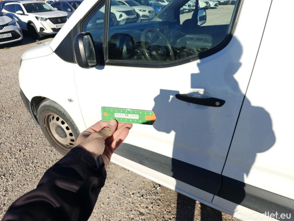  Citroen  Berlingo CITROEN  COMBI Talla M BlueHDi 100 S&S LIVE (IND) #13