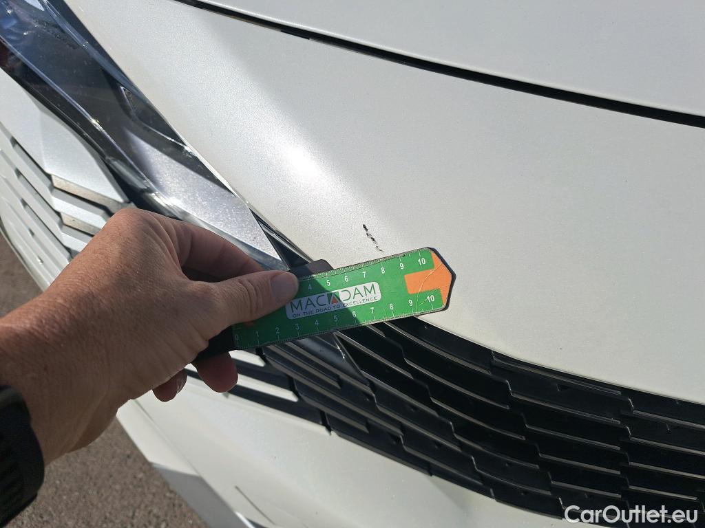  Peugeot  3008 PEUGEOT  / 2020 / 5P / todoterreno 1.5 BlueHDi 96kW (130CV) S&S Active Pack (AC4) #45