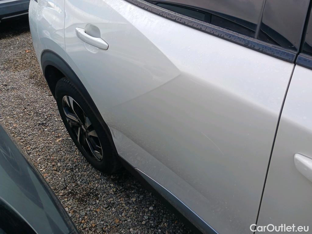  Peugeot  2008 PEUGEOT  / 2019 / 5P / todoterreno Allure BlueHDI 130 S&S EAT8 #5