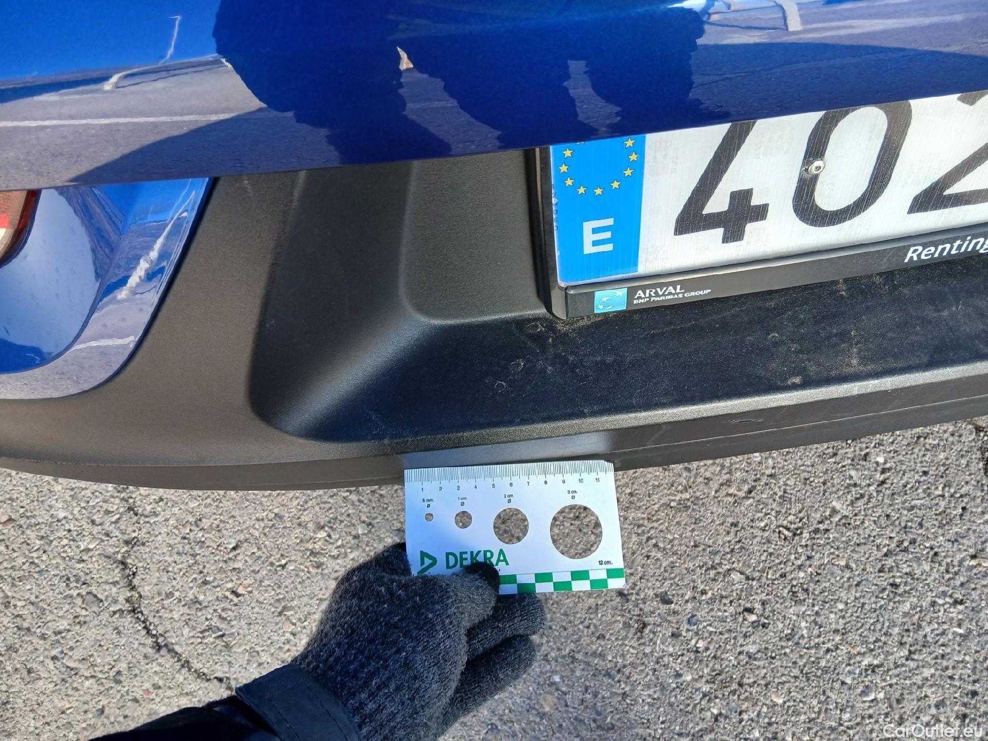  Renault  Kadjar RENAULT  / 2019 / 5P / crossover Intens Blue dCi 85kW (115CV) #14