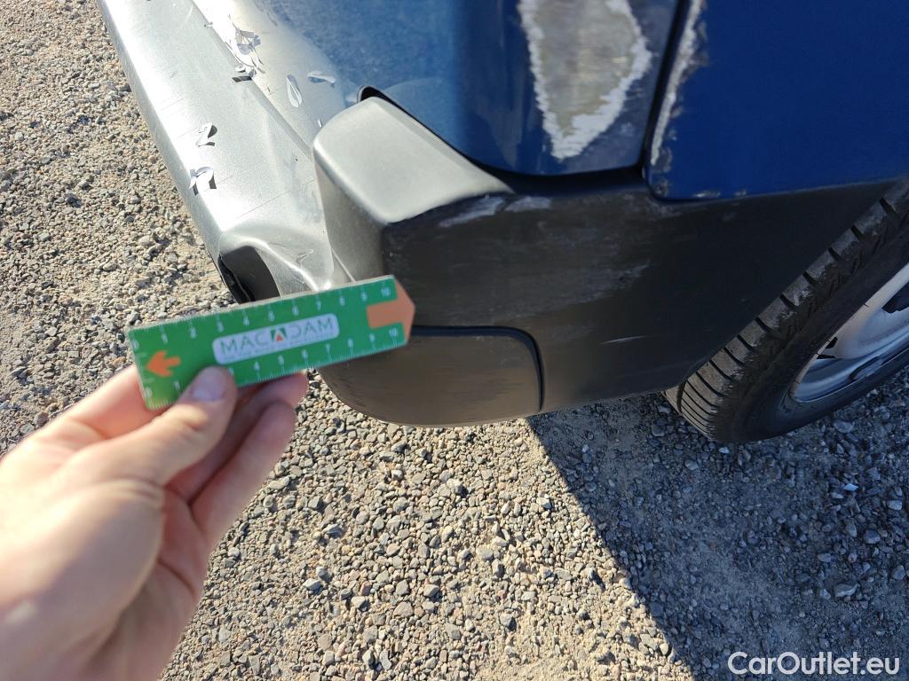  Peugeot  Partner PEUGEOT  / 2018 / 3P / furgón derivado de turismo Pro Standard 600kg BlueHDi 73kW #27