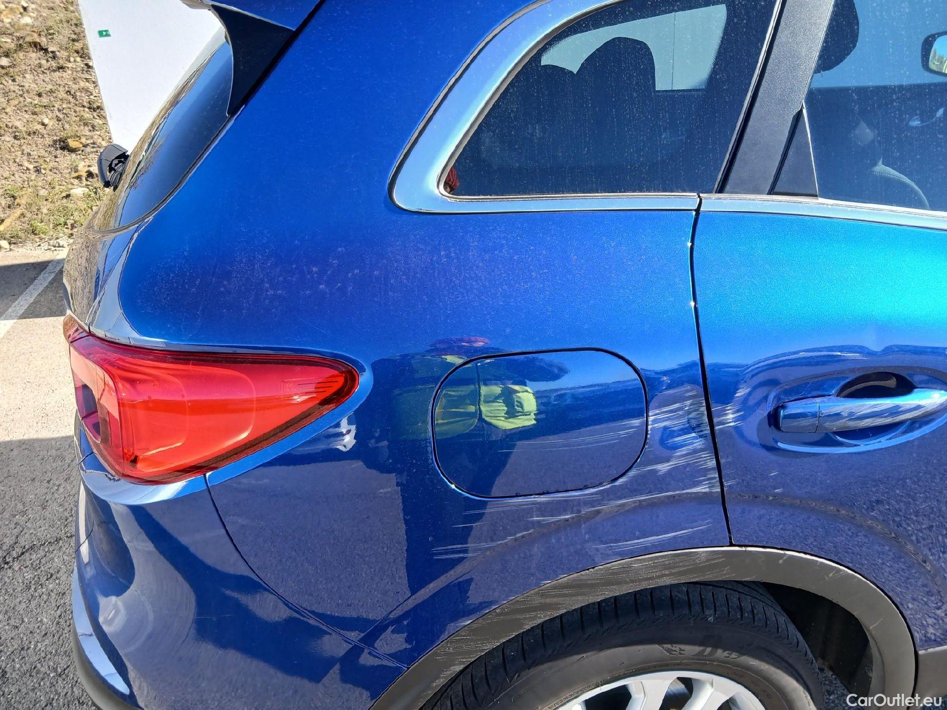  Renault  Kadjar RENAULT  / 2019 / 5P / crossover Intens Blue dCi 85kW (115CV) #18