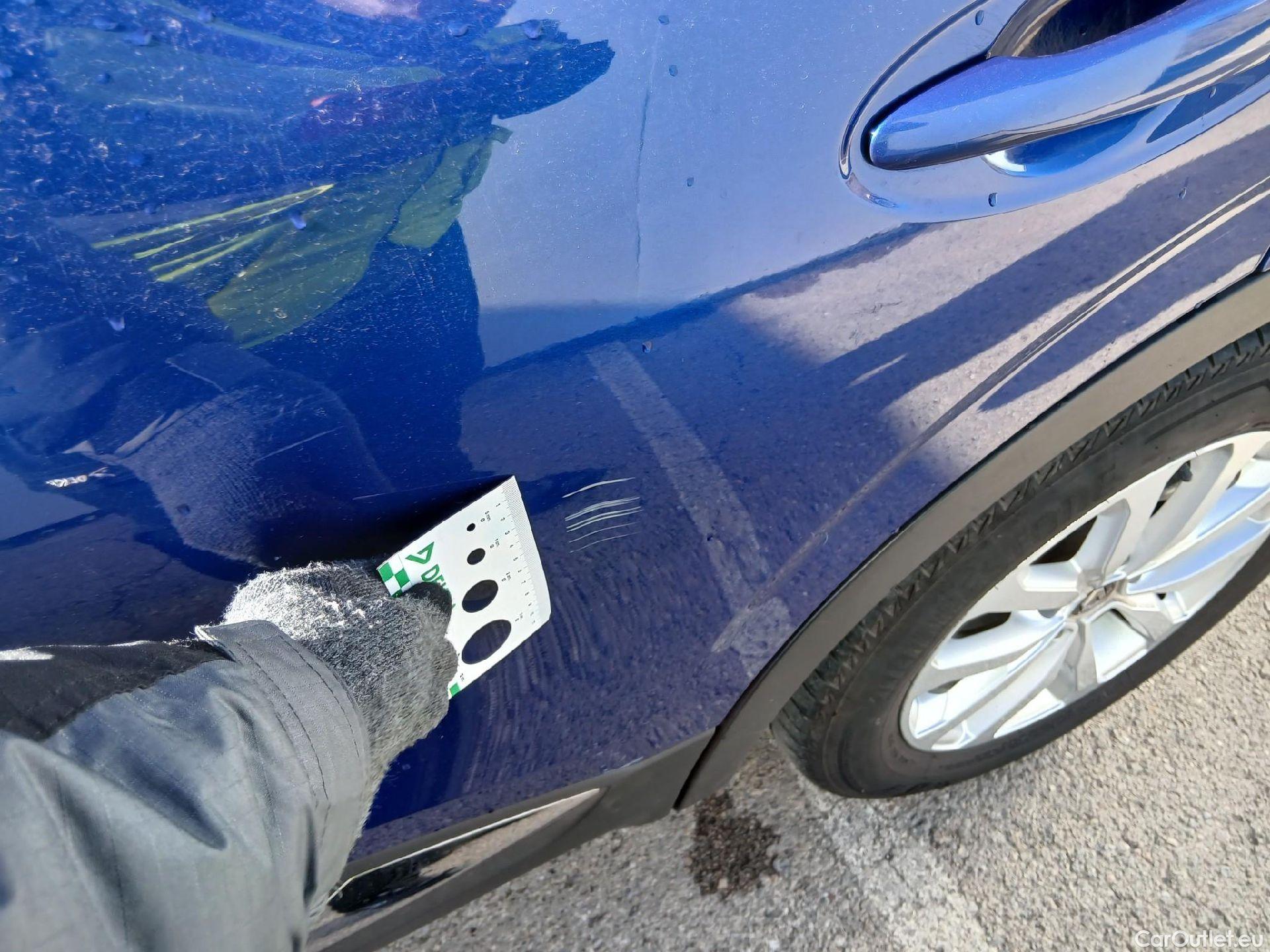  Renault  Kadjar RENAULT  / 2019 / 5P / crossover Intens Blue dCi 85kW (115CV) #9