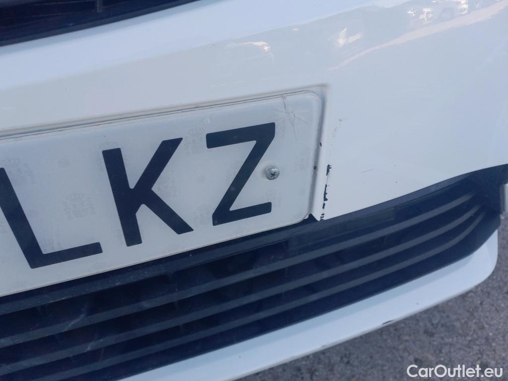  Opel  Combo OPEL  Life / 2018 / 5P / monovolumen compacto 1.5 TD 75kW (100CV) S/S Selective L #33