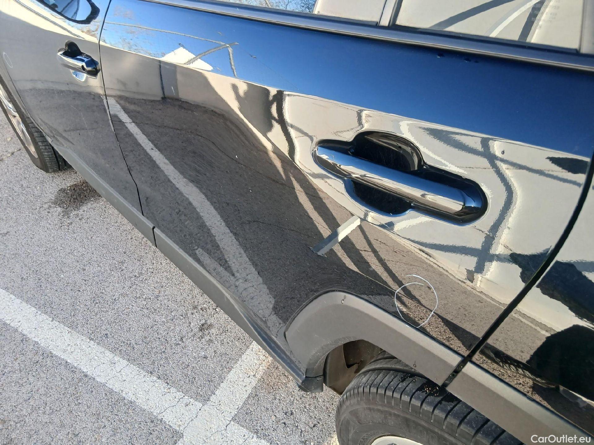  Toyota  RAV4 TOYOTA  / 2018 / 5P / todoterreno 2.5l 220H Advance #27