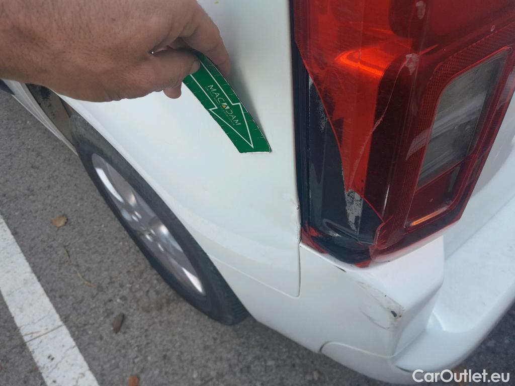  Opel  Combo OPEL  Life / 2018 / 5P / monovolumen compacto 1.5 TD 75kW (100CV) S/S Selective L #10