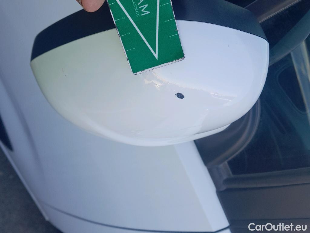  Opel  Combo OPEL  Life / 2018 / 5P / monovolumen compacto 1.5 TD 75kW (100CV) S/S Selective L #36