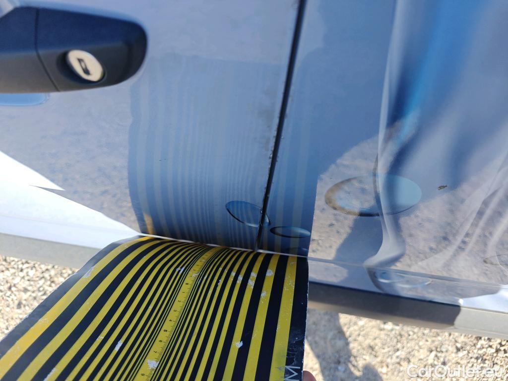  Peugeot  Partner PEUGEOT  / 2018 / 3P / furgón derivado de turismo Pro Standard 600kg BlueHDi 73kW #29