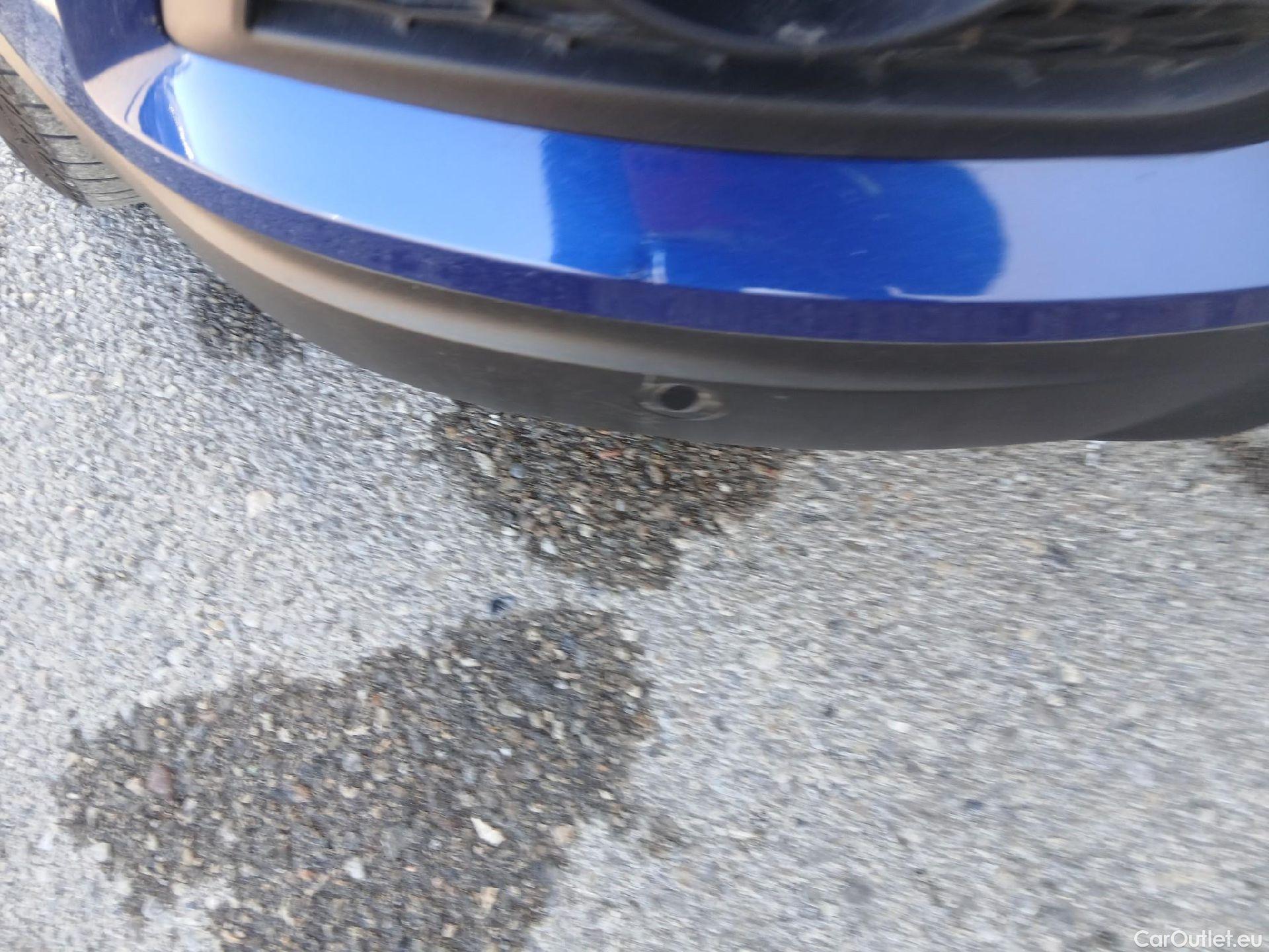  Renault  Kadjar RENAULT  / 2019 / 5P / crossover Intens Blue dCi 85kW (115CV) #3