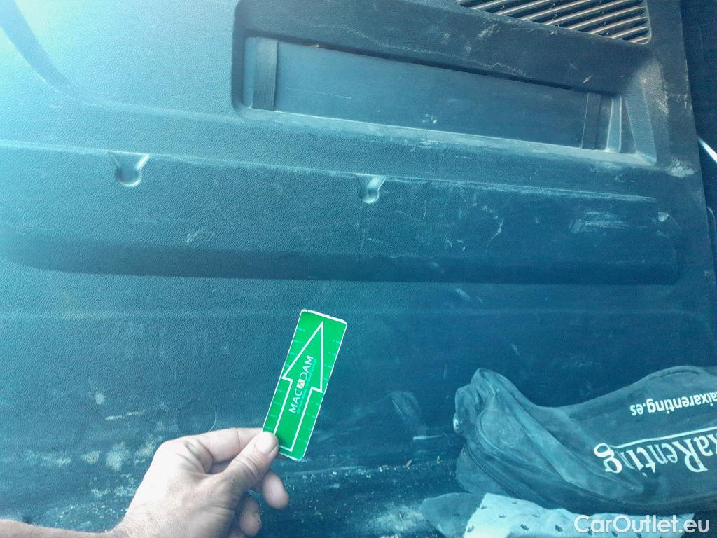  Opel  Combo OPEL  Life / 2018 / 5P / monovolumen compacto 1.5 TD 75kW (100CV) S/S Selective L #28