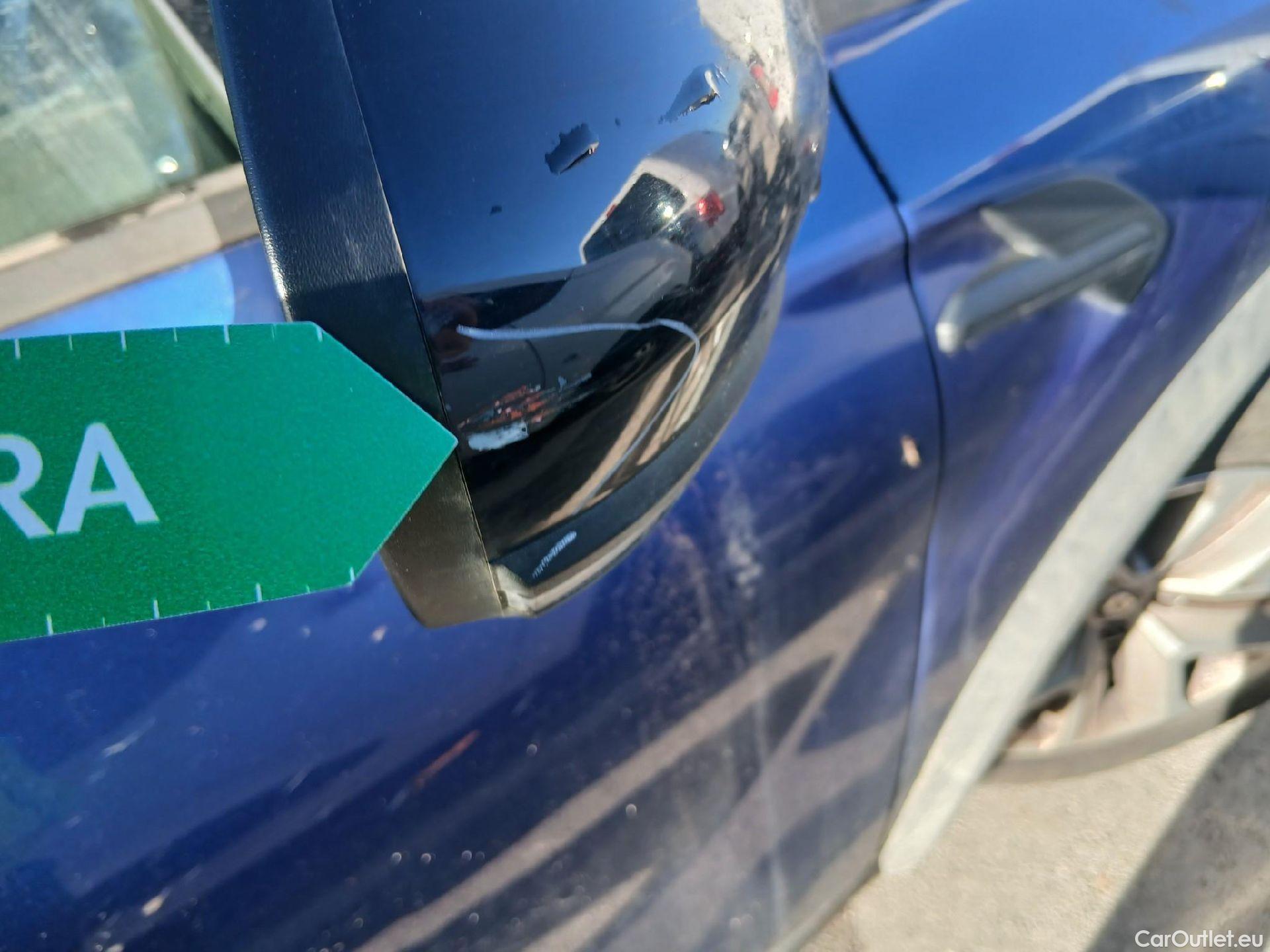  Renault  Captur RENAULT  / 2020 / 5P / todoterreno Intens TCe 90 #38