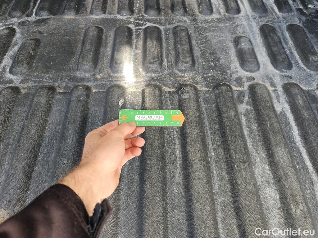  Peugeot  Partner PEUGEOT  / 2018 / 3P / furgón derivado de turismo Pro Standard 600kg BlueHDi 73kW #40