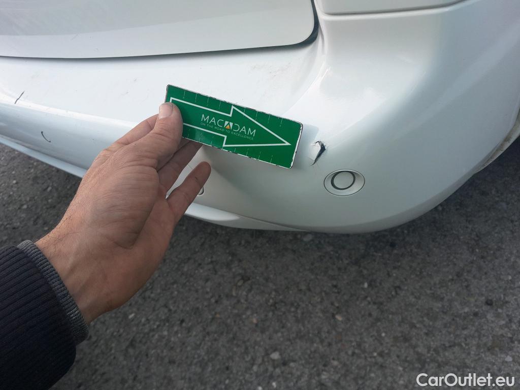  Opel  Combo OPEL  Life / 2018 / 5P / monovolumen compacto 1.5 TD 75kW (100CV) S/S Selective L #12