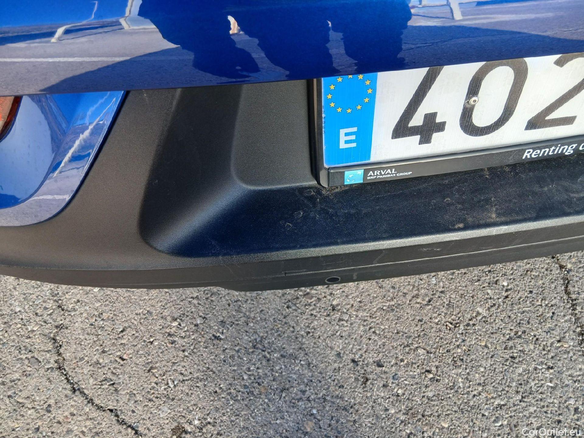  Renault  Kadjar RENAULT  / 2019 / 5P / crossover Intens Blue dCi 85kW (115CV) #13