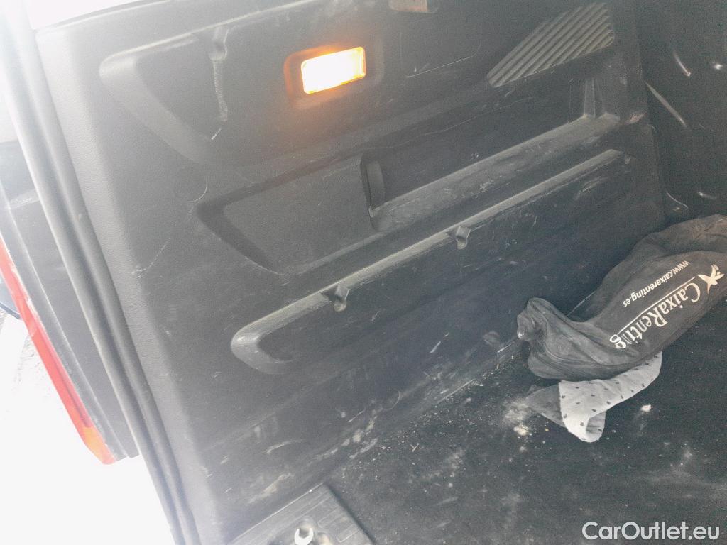  Opel  Combo OPEL  Life / 2018 / 5P / monovolumen compacto 1.5 TD 75kW (100CV) S/S Selective L #27