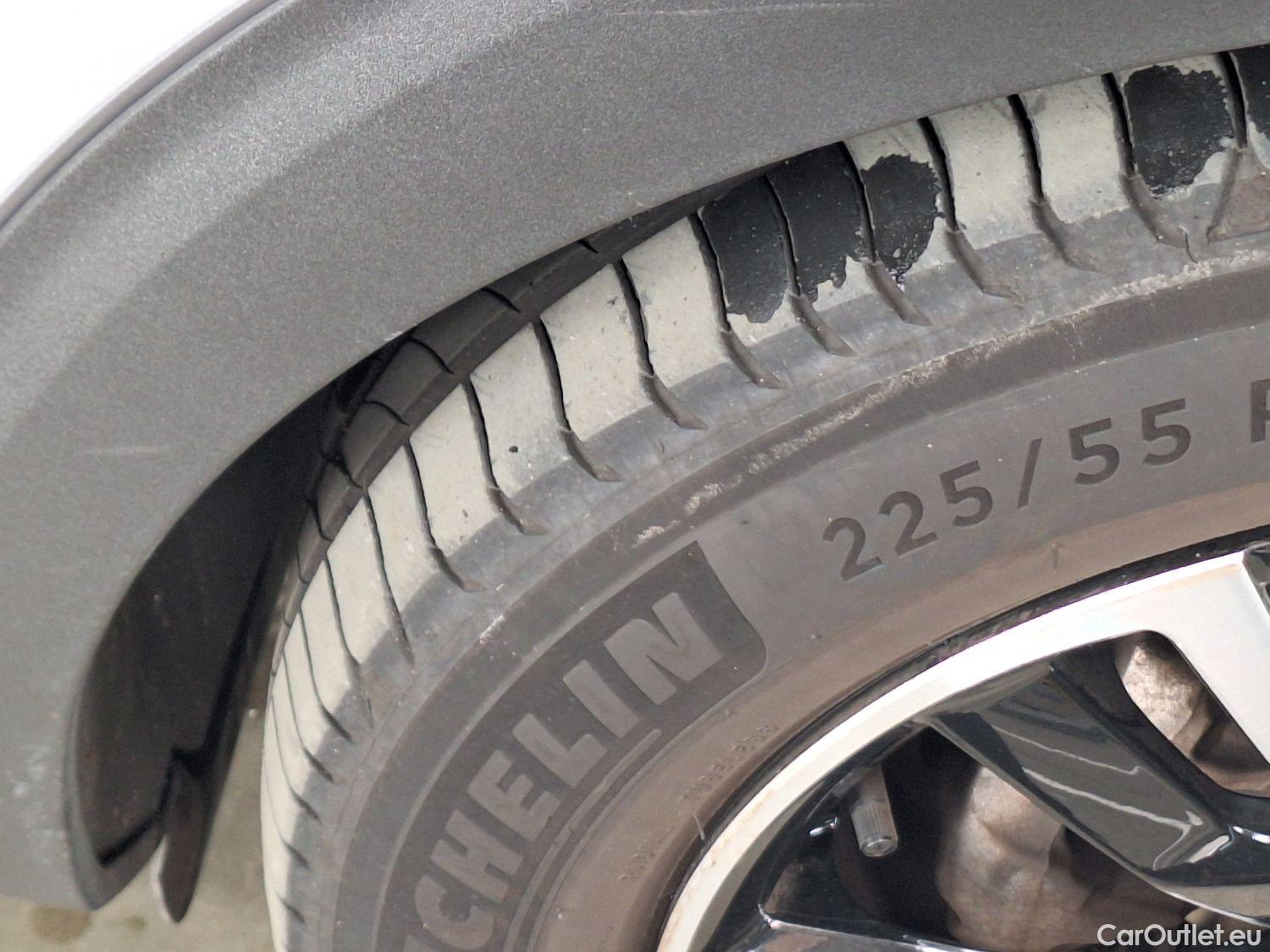  Peugeot  3008 Peugeot,  FL'20, Peugeot  1.5 BlueHDi 96kW S&S GT 5d #19