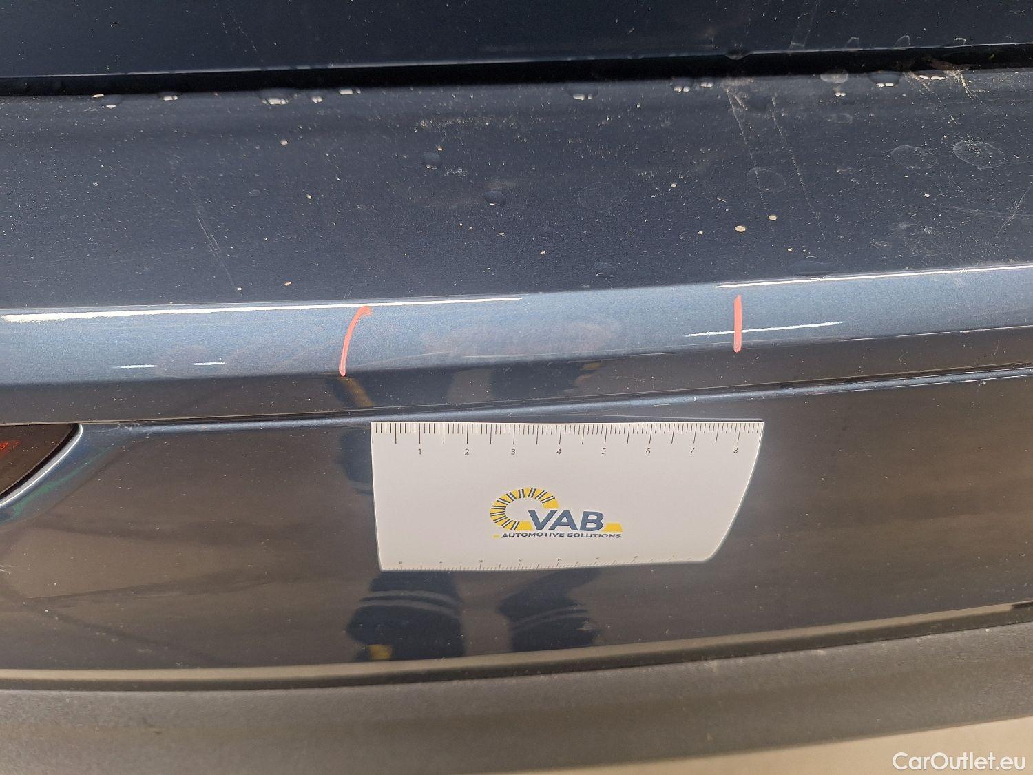  Volvo  V60 Volvo,  FL'22, Volvo  B3 Core DCT 5d #12