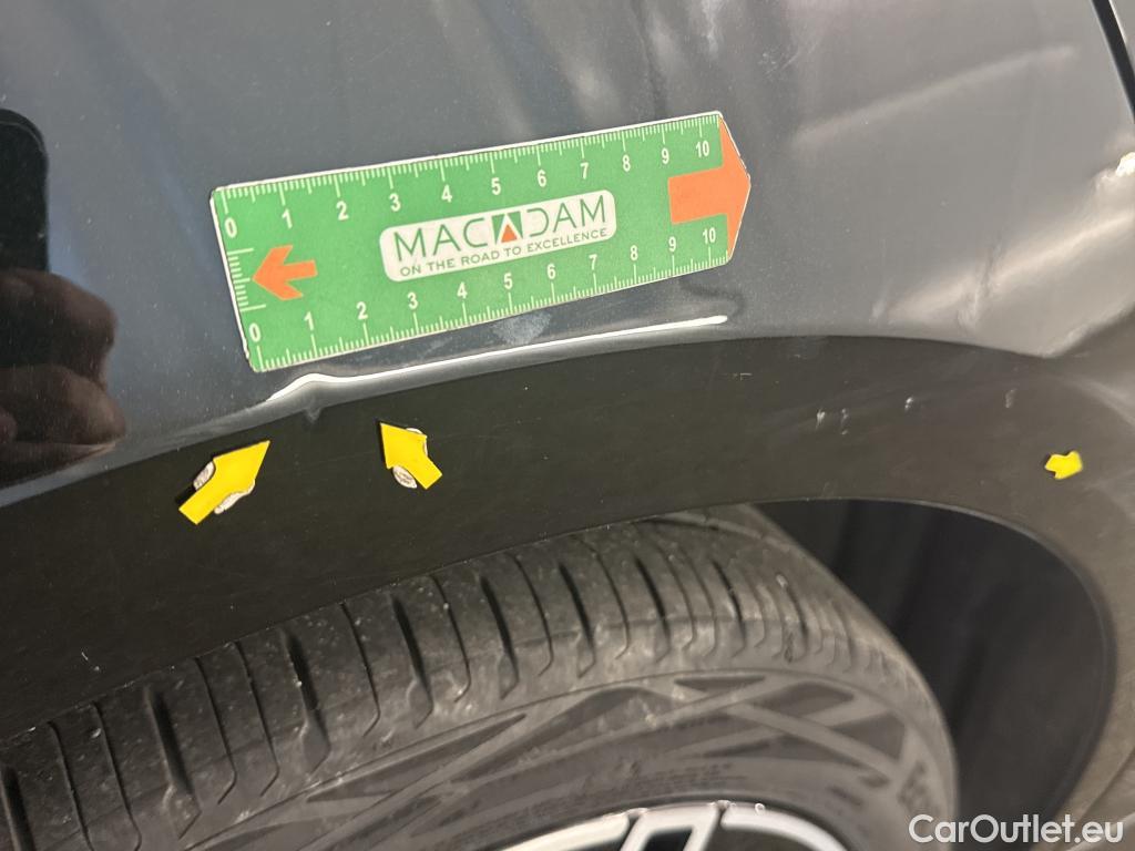  Mercedes  A-Klasse MERCEDES-BENZ Classe A Compact / 2018 / 5P / Berline A 250 e AMG Line 8G-DCT #2