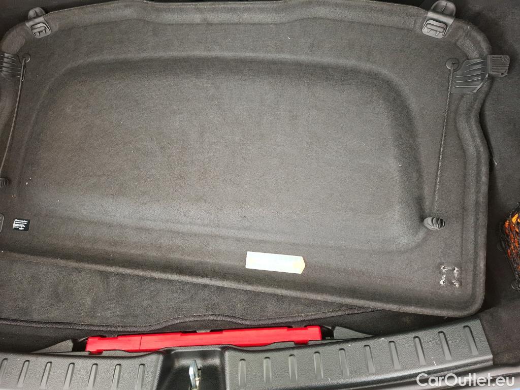  Mercedes  GLA MERCEDES-BENZ  / 2020 / 5P / SUV 1.3  250 e BUSINESS LINE DCT #33