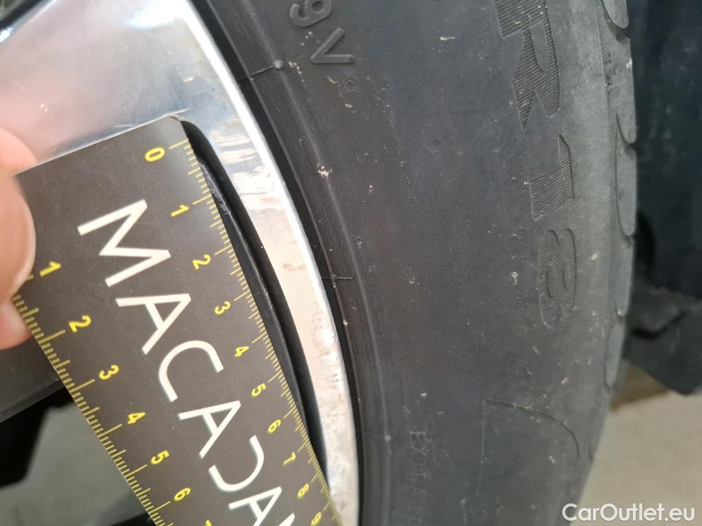  Peugeot  2008  GT Line 1.2 PureTech 130CV BVA8 E6d #24