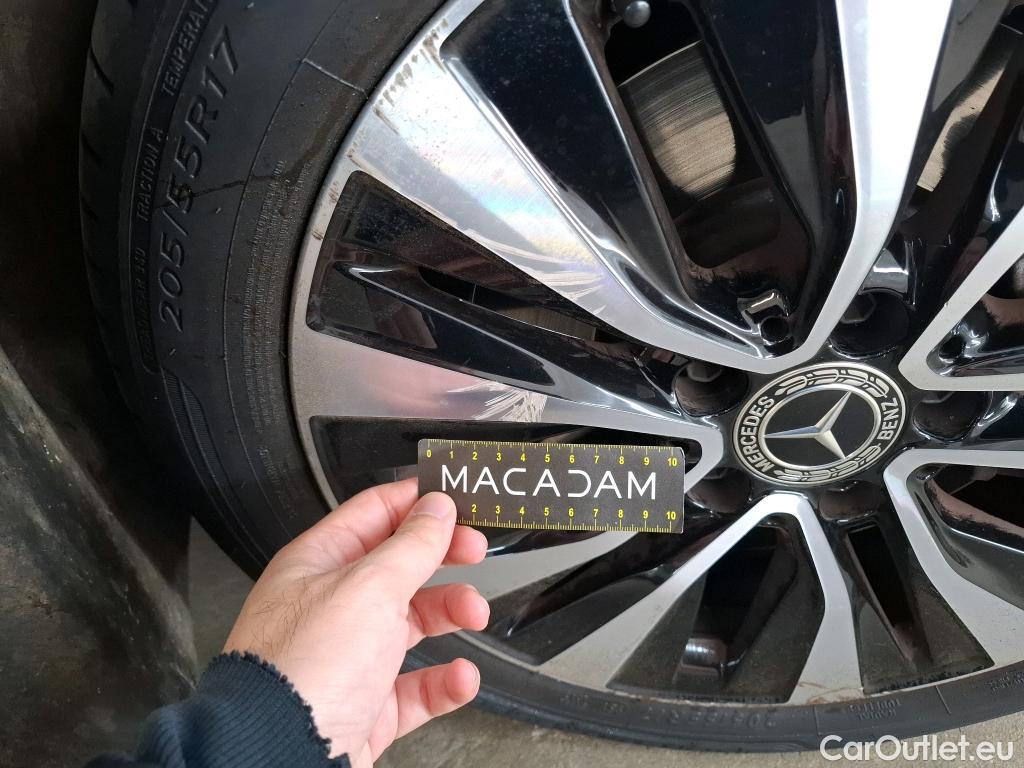  Mercedes  B-Klasse MERCEDES-BENZ Classe B / 2019 / 5P / monospace B 250e Business Line Edition #29