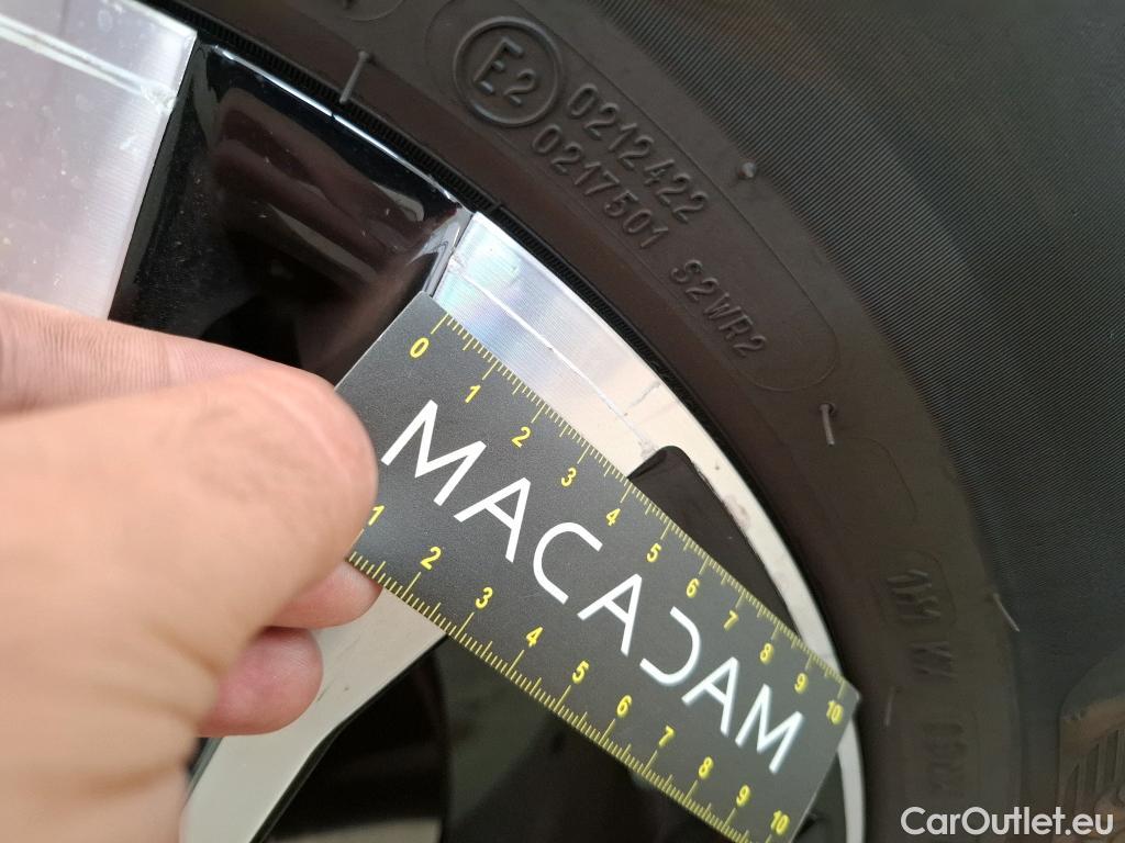  Peugeot  2008  Allure 1.2 PureTech 130CV BVM6 E6d #12