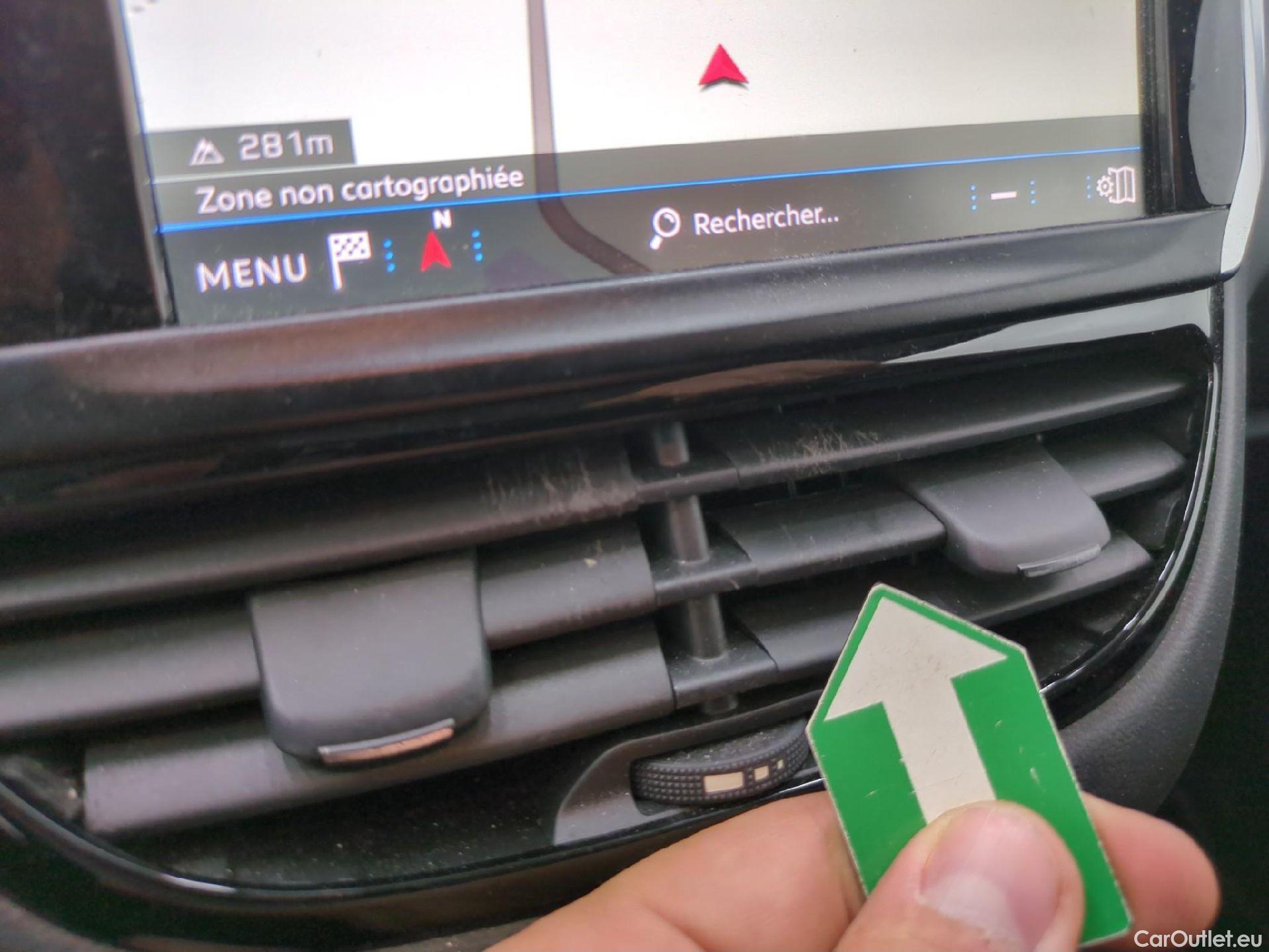  Peugeot  208  Affaire Premium Pack 1.2 80CV BVM5 E6dT #2