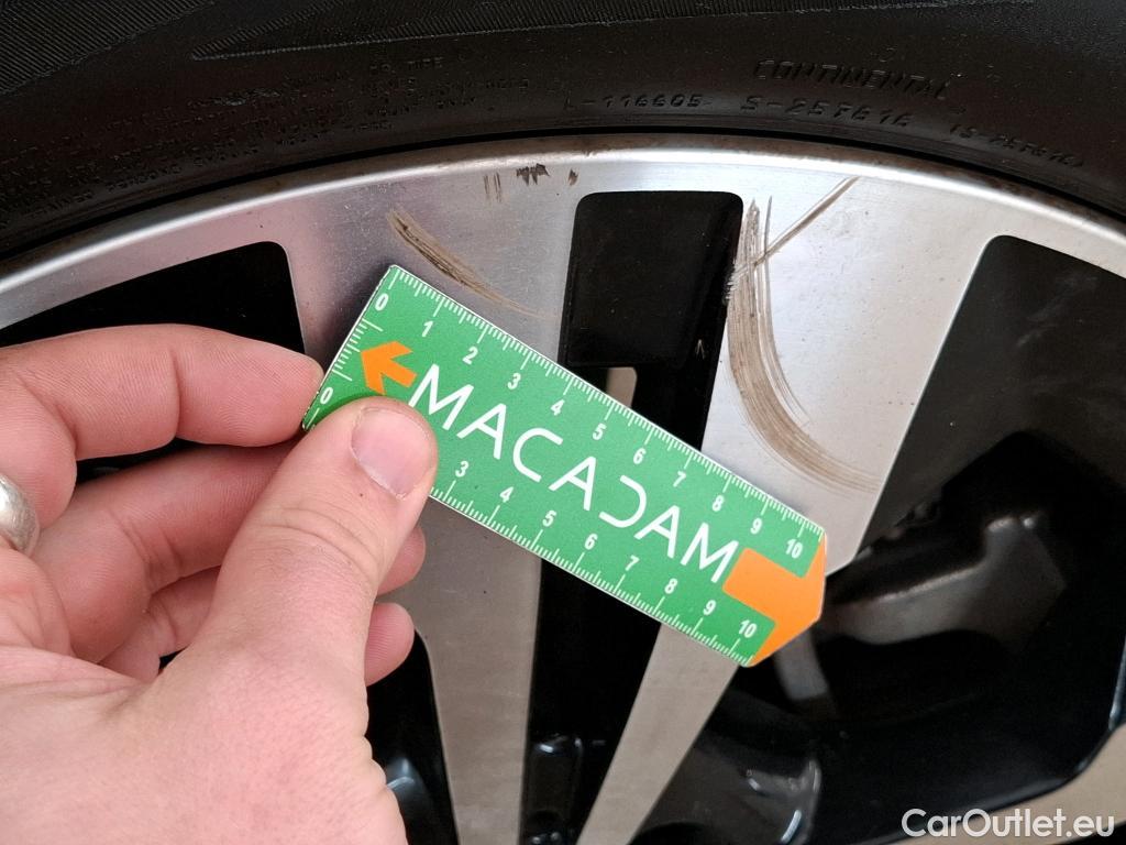  Mercedes  GLA MERCEDES-BENZ  / 2020 / 5P / SUV 1.3  250 e BUSINESS LINE DCT #27