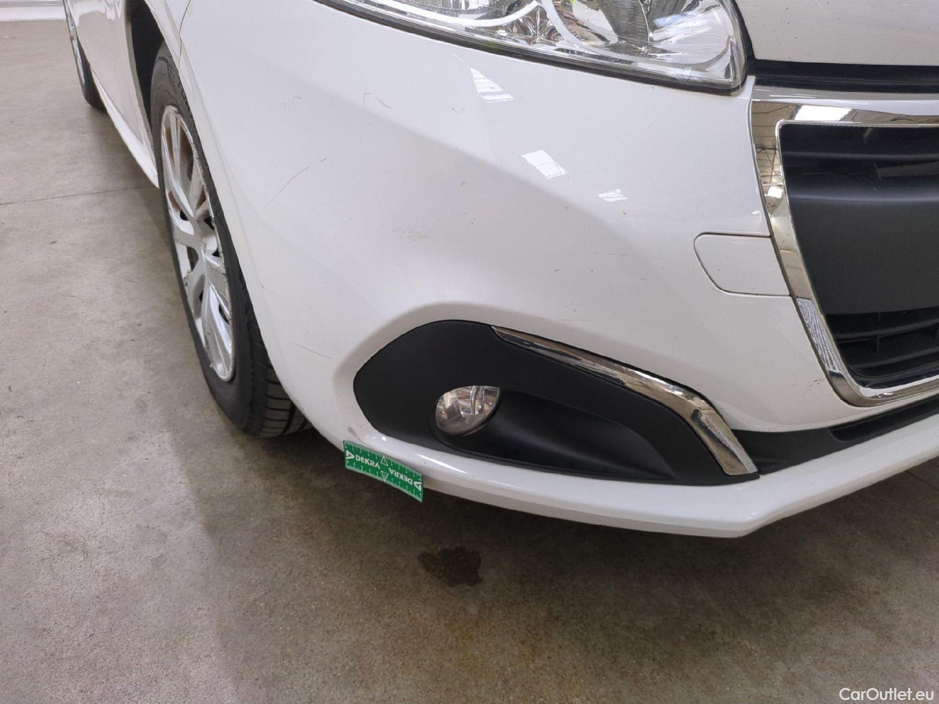  Peugeot  208  Affaire Premium Pack 1.2 80CV BVM5 E6dT #25