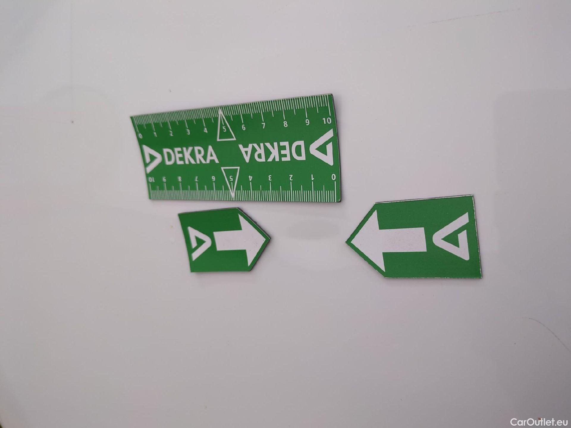  Citroen  C3  Société Feel 1.5 BlueHDI 100CV BVM6 E6d #3