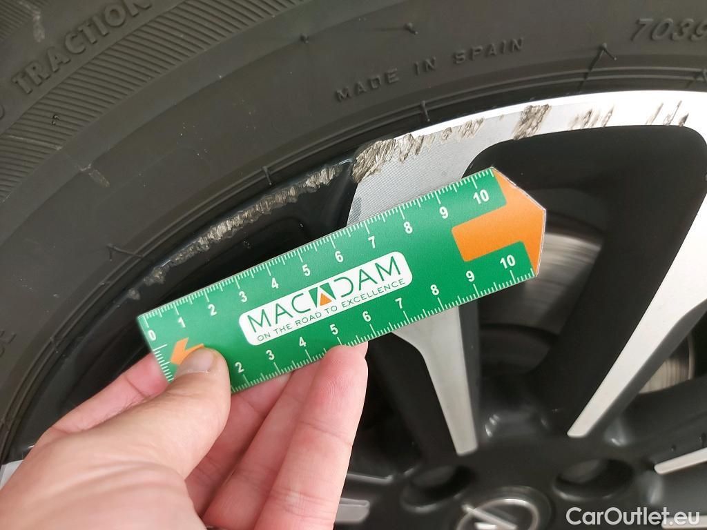  Opel  Crossland  X Business Elegance 1.2 Turbo 110CV BVM6 E6d #4