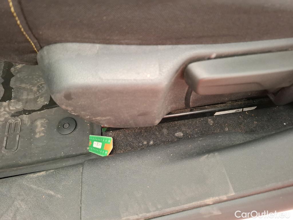  Citroen  C3  Société Feel 1.5 BlueHDI 100CV BVM5 E6dT #1