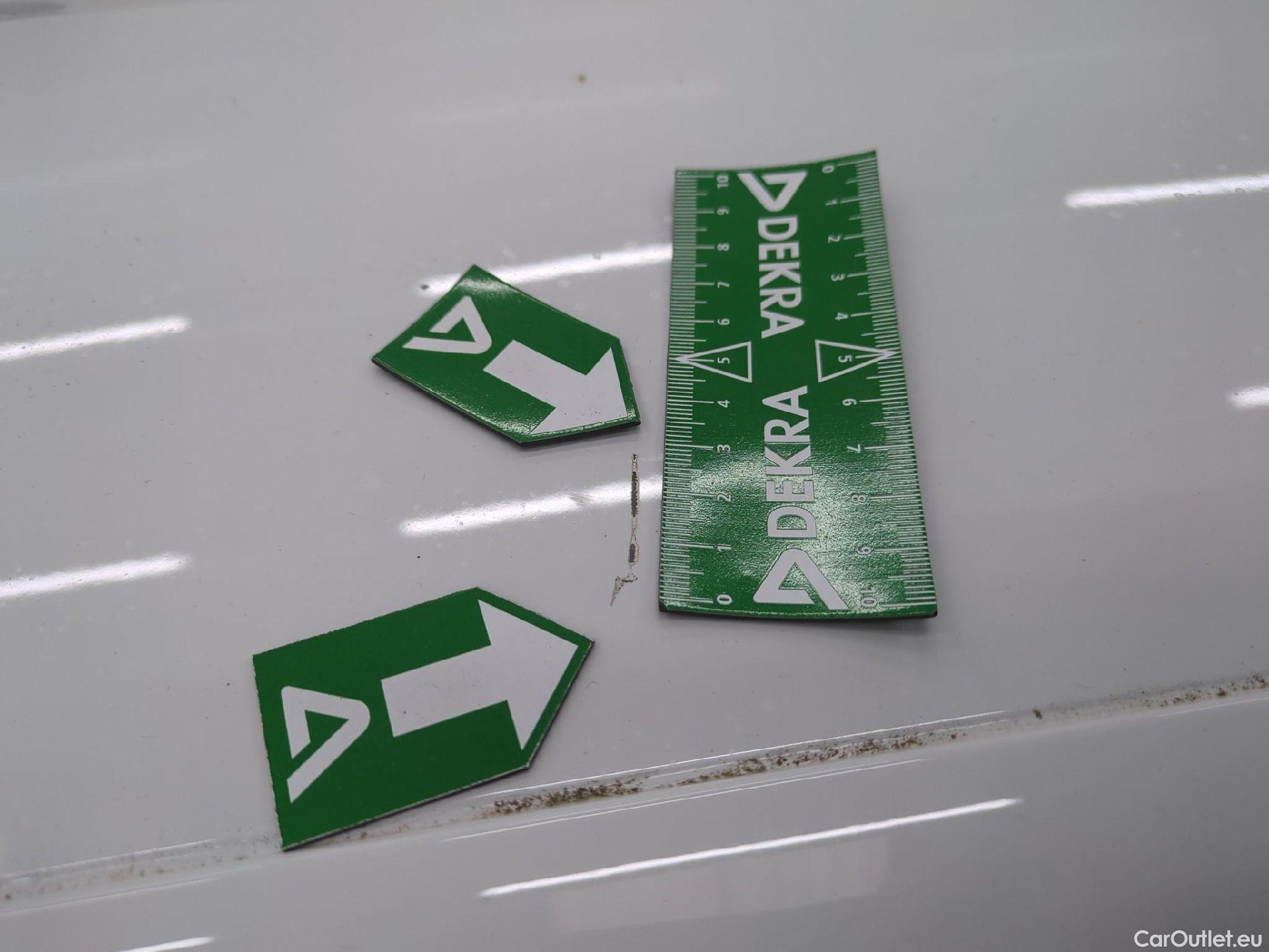  Citroen  C3  Société Feel 1.5 BlueHDI 100CV BVM6 E6d #15