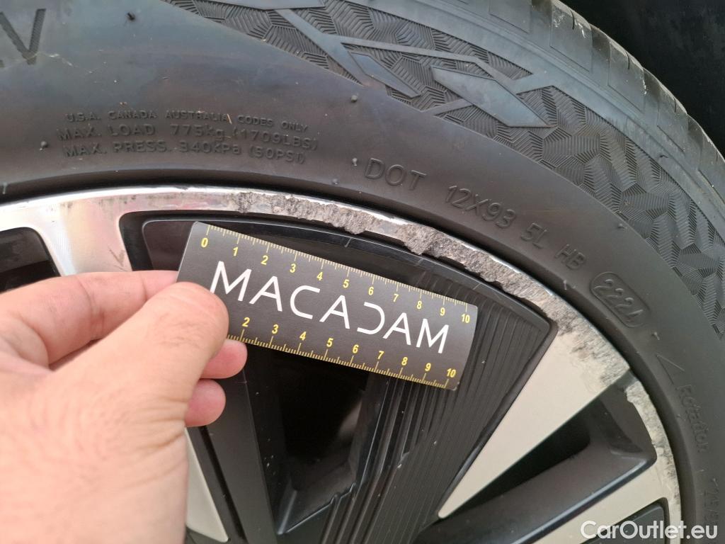  Peugeot  2008  GT Line 1.2 PureTech 130CV BVA8 E6d #16